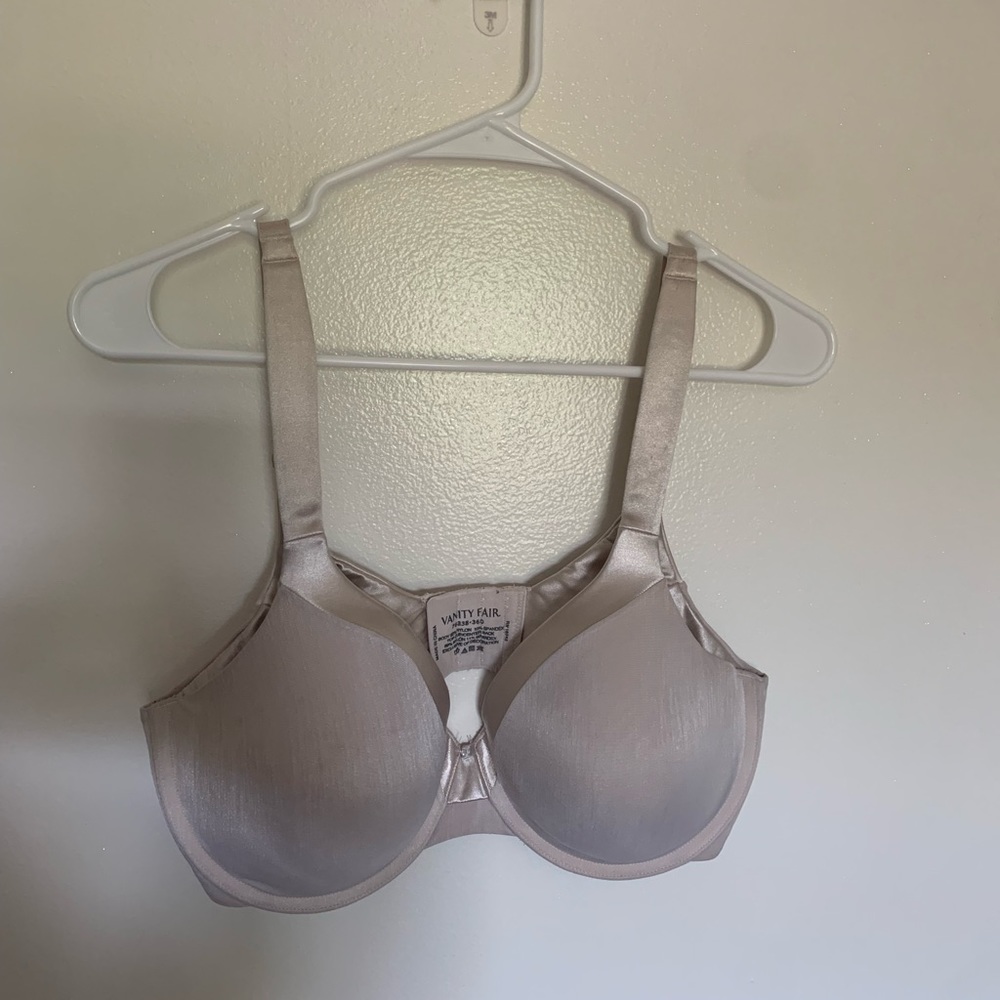 Nude Vanity Fair Bra